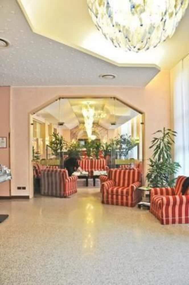 Hotel Lloyd Milán Exteriér fotografie